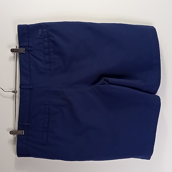 IZOD Navy Blue Men's Flat Front Shorts Size 38x9 - Picture 3 of 15